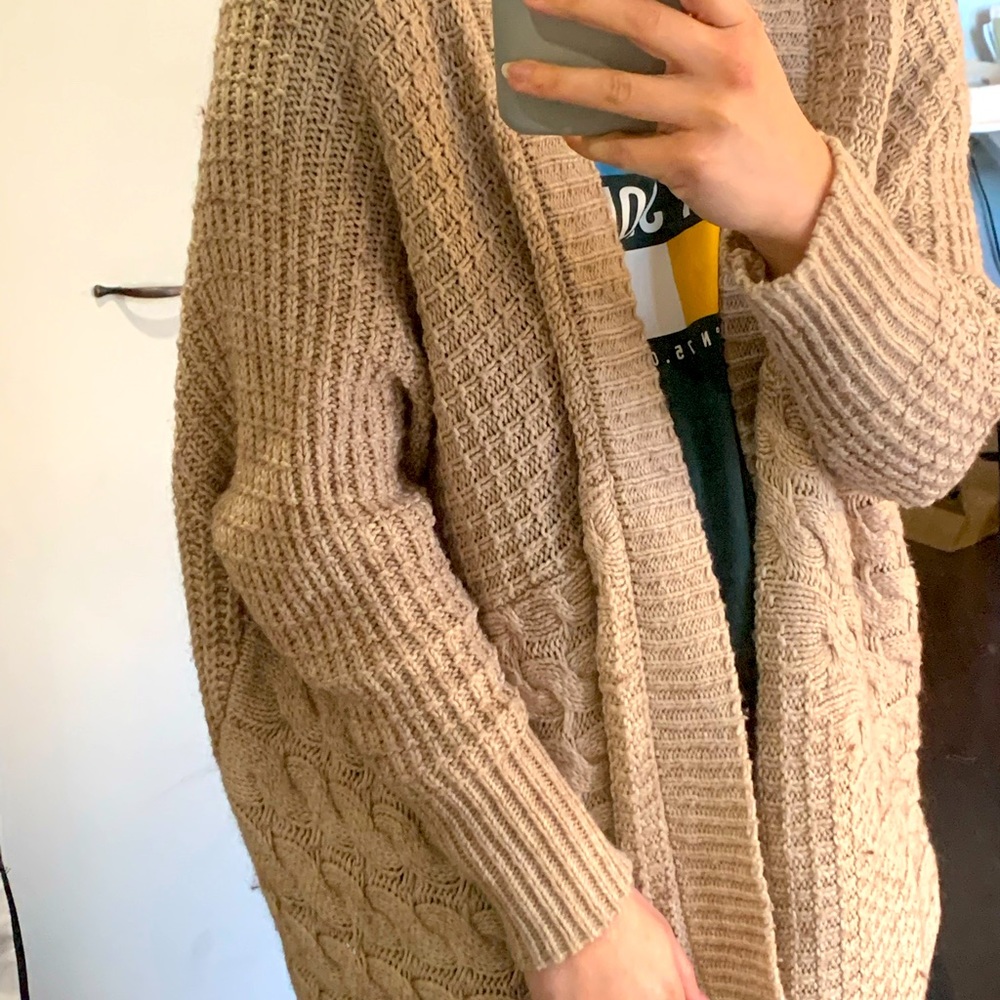 Chunky cardigan, European make